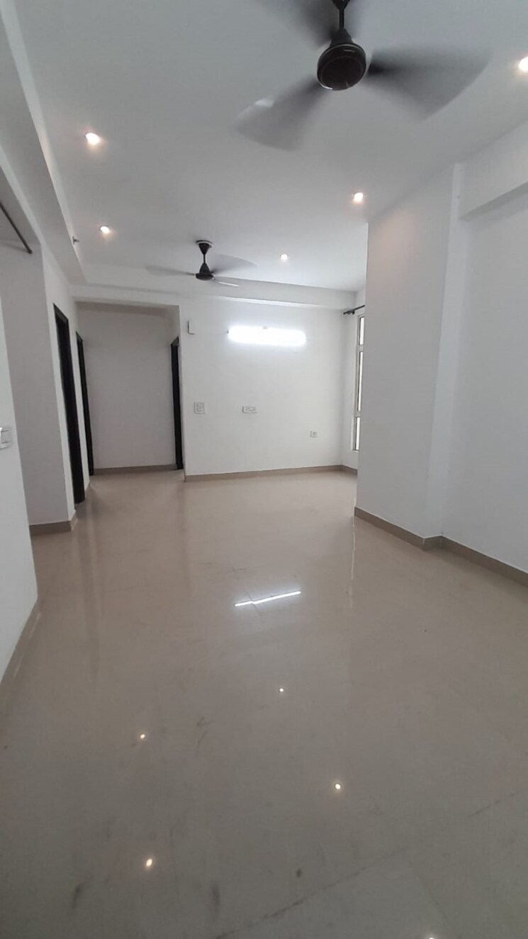 undefined, amrapali-golf-homes 2 Bedroom 1100 Sq.Ft. Apartment In Sector 4 Greater Noida Greater Noida 9062695