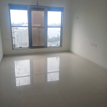 Room in 2 BHK Apartment at Shagun 1 OSR Matunga, Matunga West – for Sale