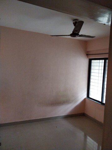 Room in 2 BHK Apartment at Siddhivinayak Residency Tingre Nagar, Tingre Nagar – for Rent