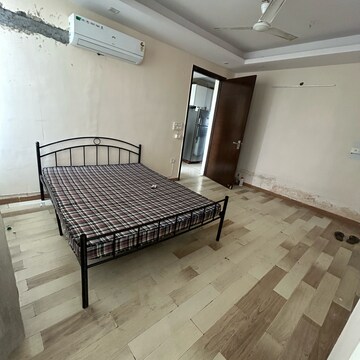 Bedroom in 3 BHK Builder Floor at South Extension ii – for Rent