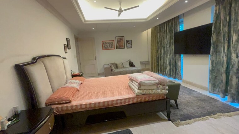 Bedroom, dlf-queens-court 4 Bedroom 5000 Sq.Ft. Apartment In Greater Kailash ii Delhi 9062740