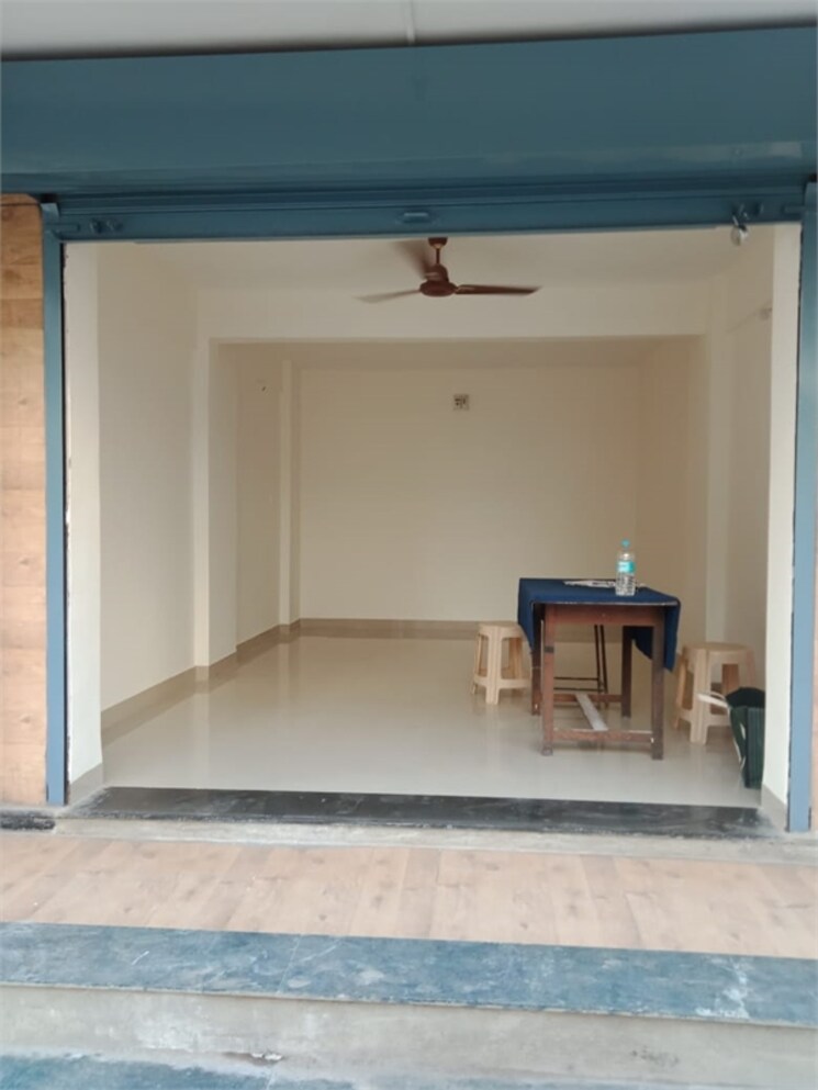 Bedroom, laxmi nagar Commercial Office Space 489 Sq.Ft. In Laxmi Nagar Delhi 9062742