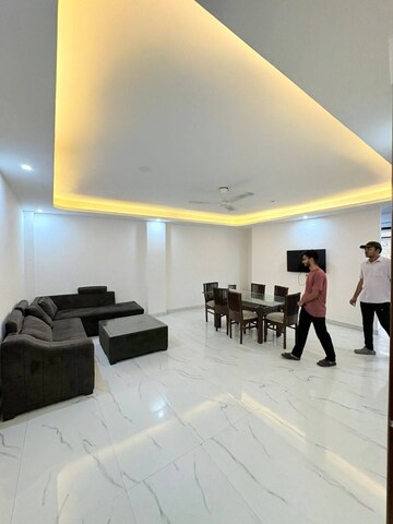 Team Area in 2 BHK Builder Floor at Saket – for Rent