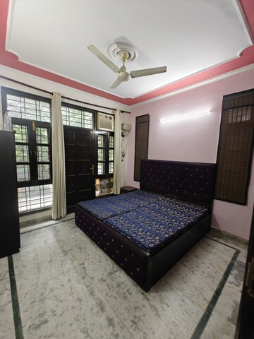 Bedroom in 3 BHK Builder Floor at Sushant Lok I – for Rent