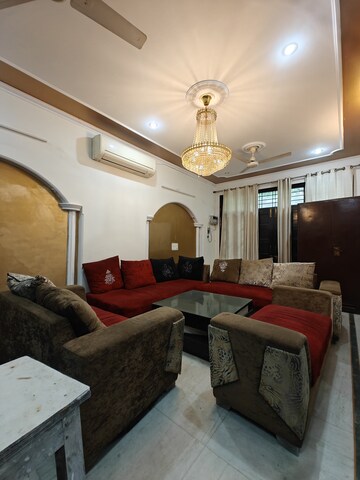 Living Room in 3 BHK Builder Floor at Sushant Lok I – for Rent