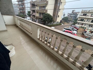 Balcony in 3 BHK Builder Floor at Sushant Lok I – for Rent