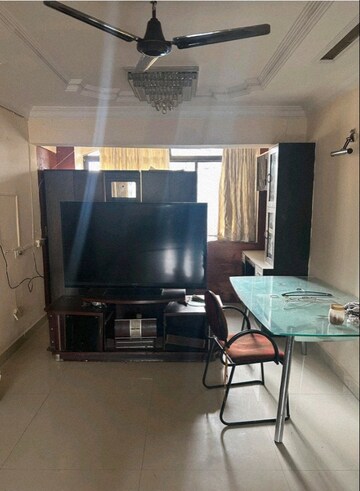 Living Room in 2 BHK Apartment at Vardhman Vatika, Majiwada – for Rent