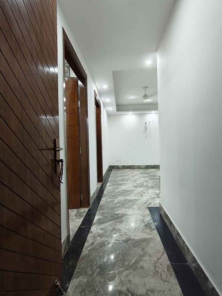 Other, saket 3 Bedroom 1500 Sq.Ft. Builder Floor In Saket Delhi 9062802