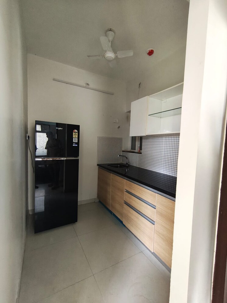 Bathroom, omkar-signet 1 Bedroom 333 Sq.Ft. Apartment In Malad East Mumbai 9062820