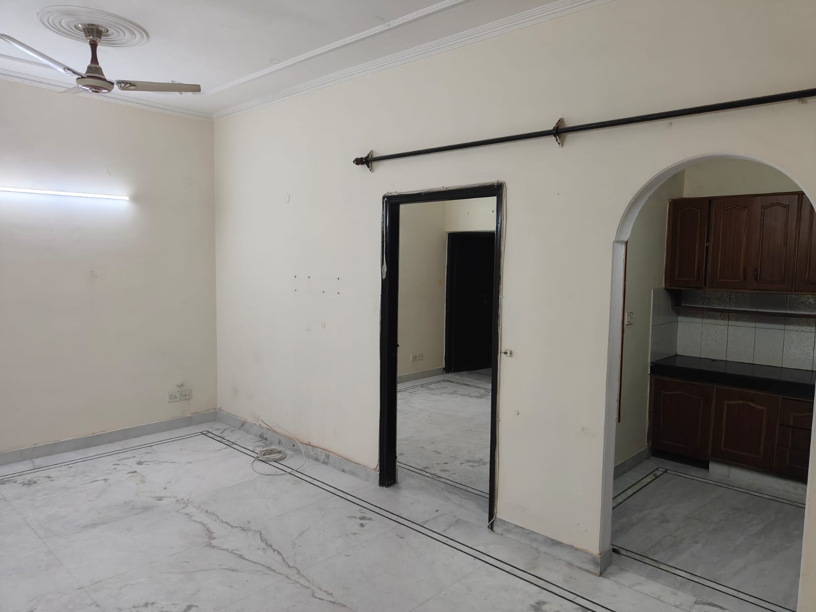3.5 BHK + Servant Room,Study Room 2500 Sq.Ft. Apartment in Ansal Sushant Estate