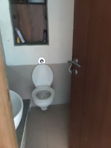 Furnished Amenities in 2.5 BHK Apartment at Rustomjee Elanza, Malad West – for Rent