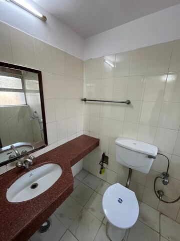 Bathroom in 3 BHK Apartment at Ardee City Palm Grove Heights, Sector 52 – for Rent