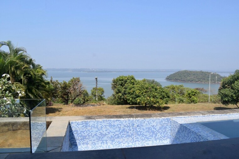 Swimming Pool, dabolim 3.5 Bedroom 4300 Sq.Ft. Villa In Dabolim Goa 9062861