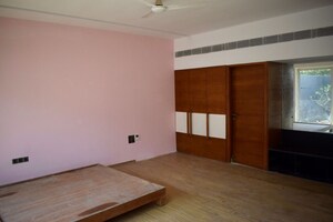 Master Bedroom in 3.5 BHK Villa at Dabolim – for Sale