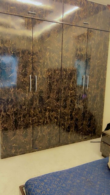 Plot Area in 2 BHK Apartment at Bhoomi Castle, Malad West – for Rent