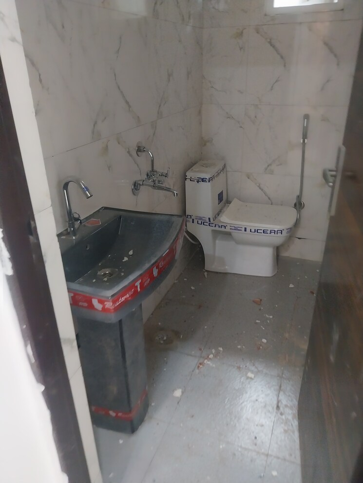  Parking, lucky-the-palm-valley 1 Bedroom 580 Sq.Ft. Builder Floor In Sector 1 Greater Noida Greater Noida 9062848