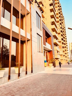 3 BHK Apartment – Exterior View View at Elite Golf Green, Sector 79 - for Sale