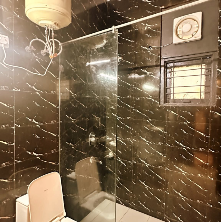 Attached Bathroom, greater kailash 4 Bedroom 3000 Sq.Ft. Builder Floor In Greater Kailash Delhi 9062875