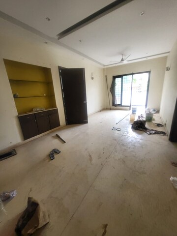 Room in 3 BHK Apartment at Shakti the Sky Lark  Apartment, Sector 52 – for Rent