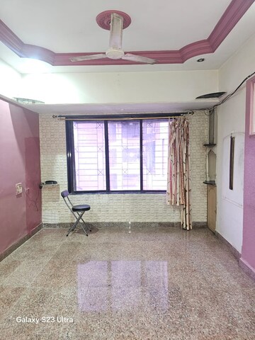 Room in 1 BHK Apartment at Dattani Park 7A, Kandivali East – for Sale