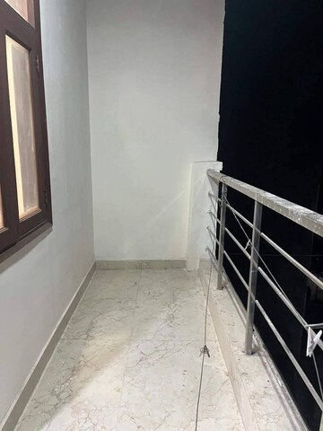 Balcony in 1 BHK Builder Floor at Palm Residency Chhatarpur, Chattarpur – for Rent