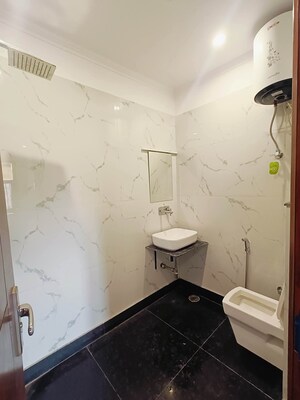 Bathroom in 2 BHK Builder Floor at Palm Residency Chhatarpur, Chattarpur – for Sale