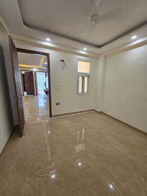 Furnished Amenities in 3 BHK Builder Floor at Palm Residency Chhatarpur, Chattarpur – for Sale