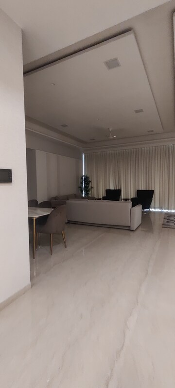 Team Area in 5 BHK Apartment at Avighna One Avighna Park, Lower Parel – for Rent