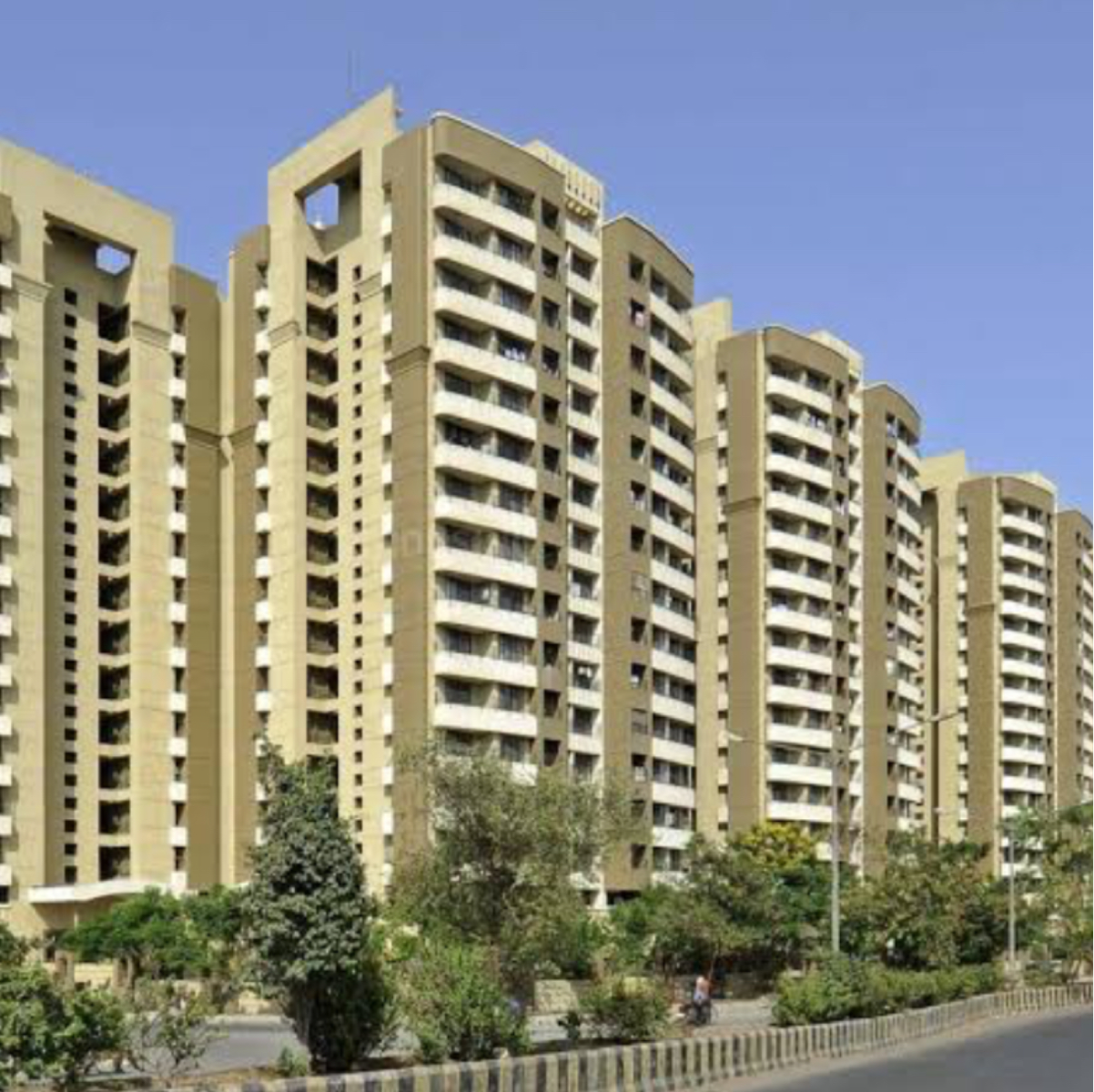 3 BHK + Extra Room 979 Sq.Ft. Apartment in Kalpataru Srishti