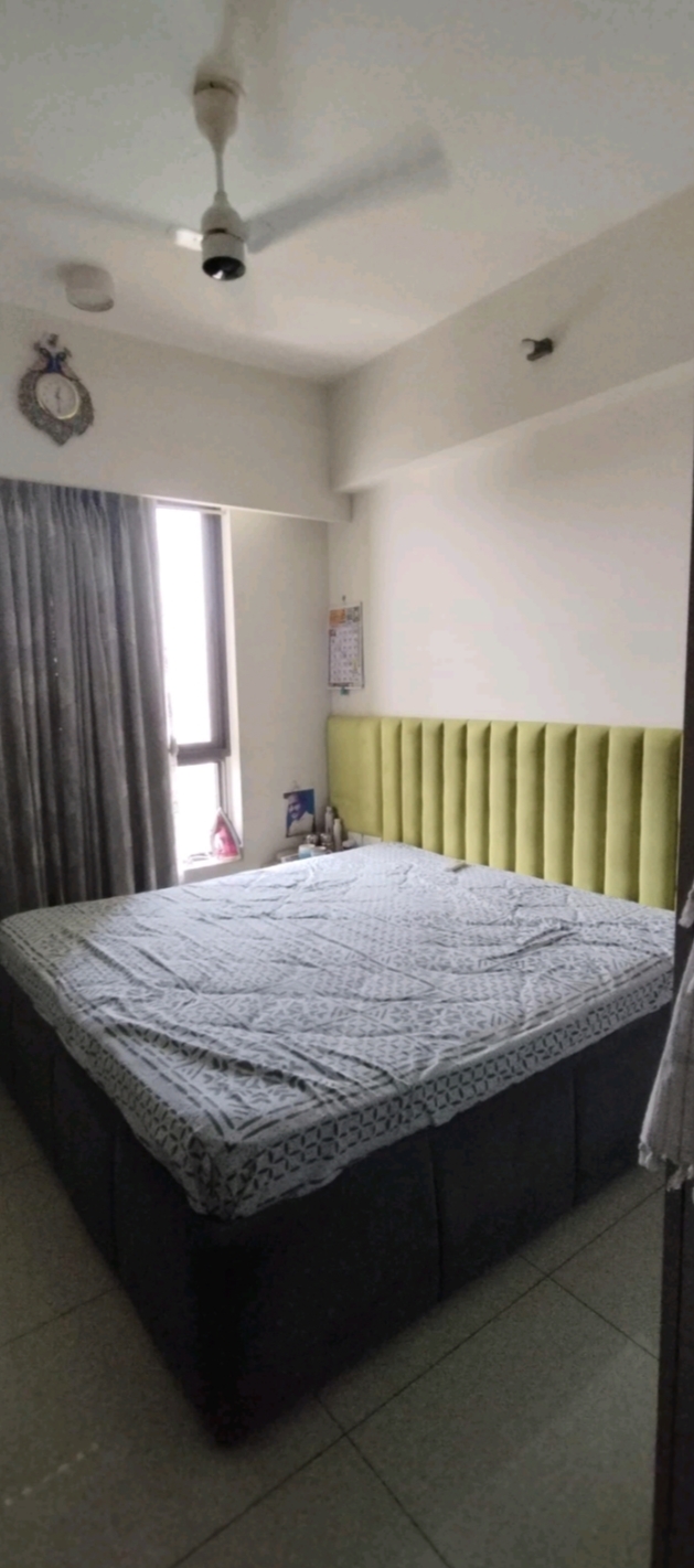 2 BHK Apartment For Rent in Shapoorji Pallonji Vicinia