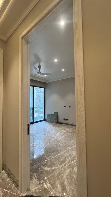Bedroom in 3 BHK Builder Floor at Defence Colony – for Sale
