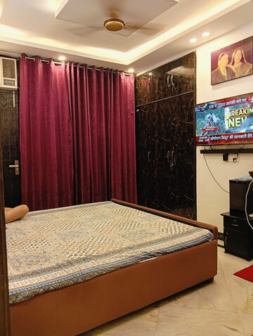 Bedroom in 2.5 BHK Builder Floor at Sector 56 – for Sale