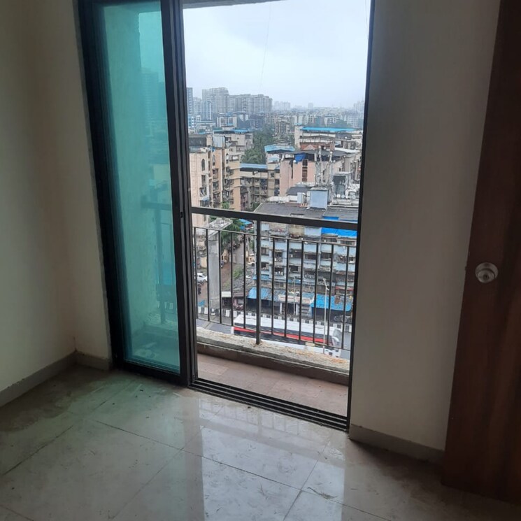 Room, man-opus 1.5 Bedroom 550 Sq.Ft. Apartment In Miragaon Thane 9062979