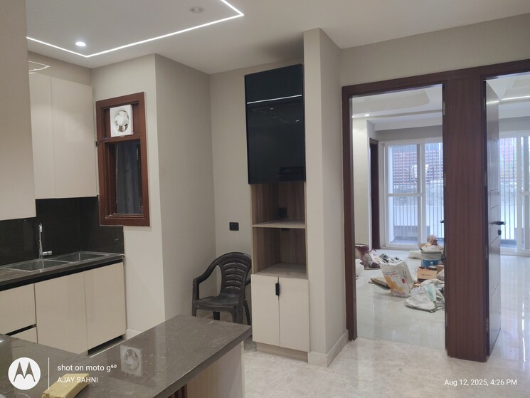 Living Room, shanti kunj 5 Bedroom 3200 Sq.Ft. Builder Floor In Shanti Kunj Delhi 9062981