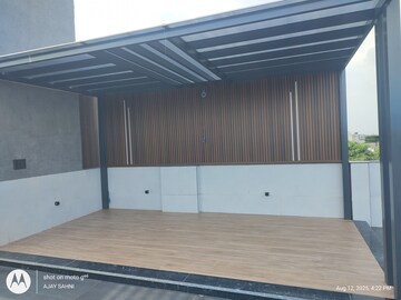 Room in 5 BHK Builder Floor at Shanti Kunj – for Sale