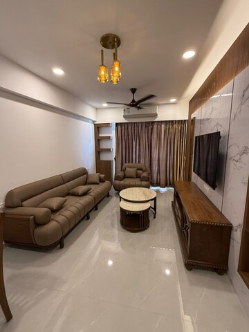 Team Area in 2 BHK Apartment at Dev Leo Tower, Oshiwara – for Rent