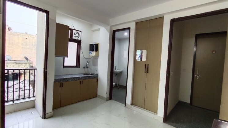 Room, saket 1 RK 350 Sq.Ft. Builder Floor In Saket Delhi 9063001