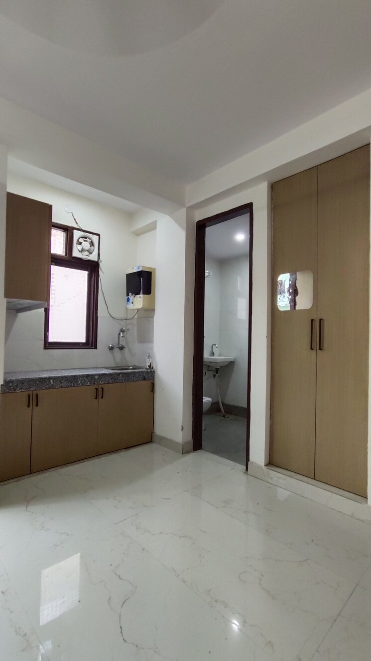 Kitchen, saket 1 RK 350 Sq.Ft. Builder Floor In Saket Delhi 9063001