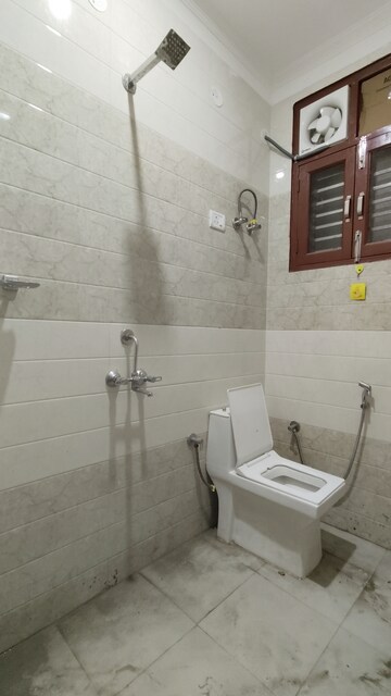 Bathroom in 1 BHK Builder Floor at Saket – for Rent