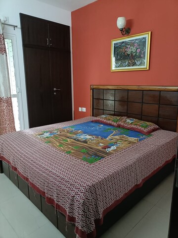 3 BHK Apartment For Rent in Amrapali Sapphire, Sector 45