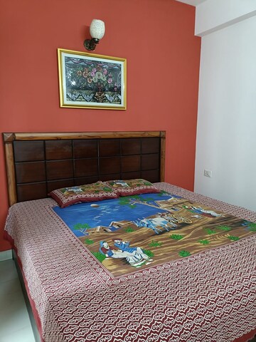 Bedroom in 3 BHK Apartment at Amrapali Sapphire, Sector 45 – for Rent
