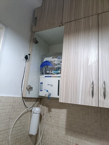 Bathroom in 3 BHK Apartment at Amrapali Sapphire, Sector 45 – for Rent