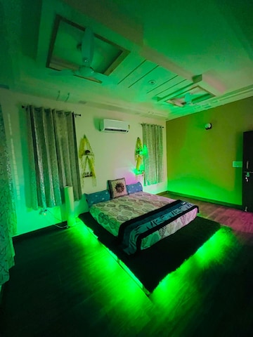 Bedroom in 3 BHK Apartment at SDS NRI Residency, Sector 45 – for Rent