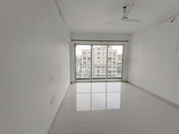 Room in 3 BHK Apartment at Akshar Alvario, Seawoods – for Sale