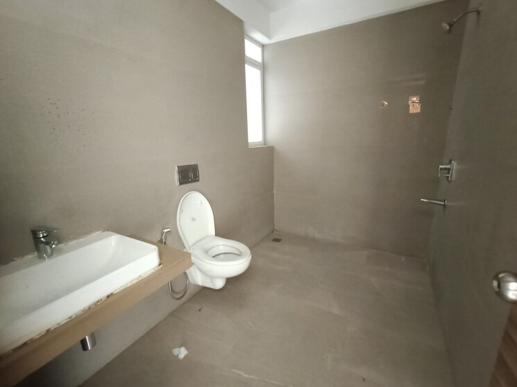 Bathroom, akshar-alvario 3 Bedroom 2120 Sq.Ft. Apartment In Seawoods Navi Mumbai 9063091