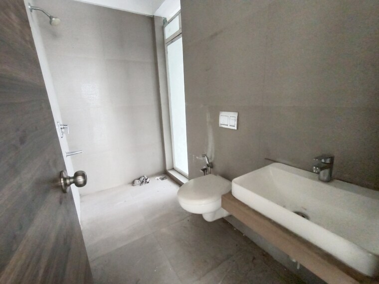 Bathroom, akshar-alvario 3 Bedroom 2120 Sq.Ft. Apartment In Seawoods Navi Mumbai 9063091