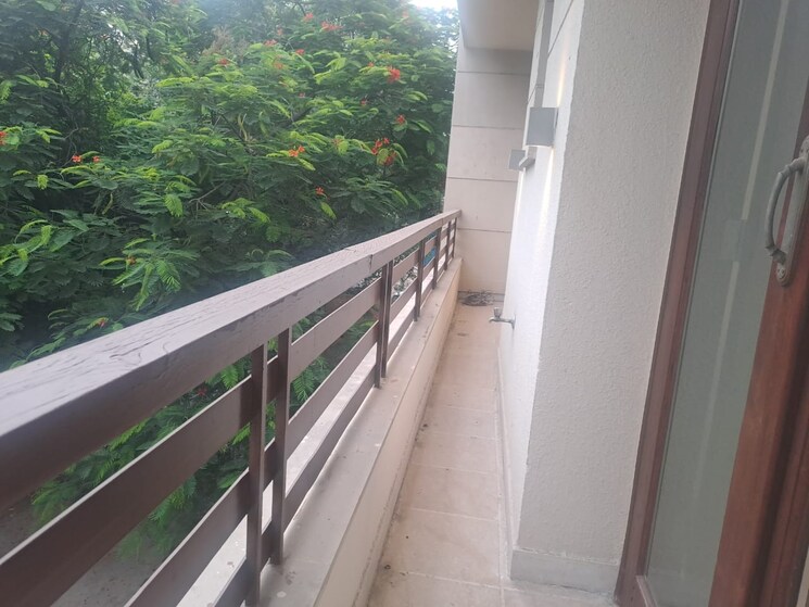 Balcony, safdarjung enclave 4 Bedroom 2800 Sq.Ft. Builder Floor In Safdarjung Enclave Delhi 9063092