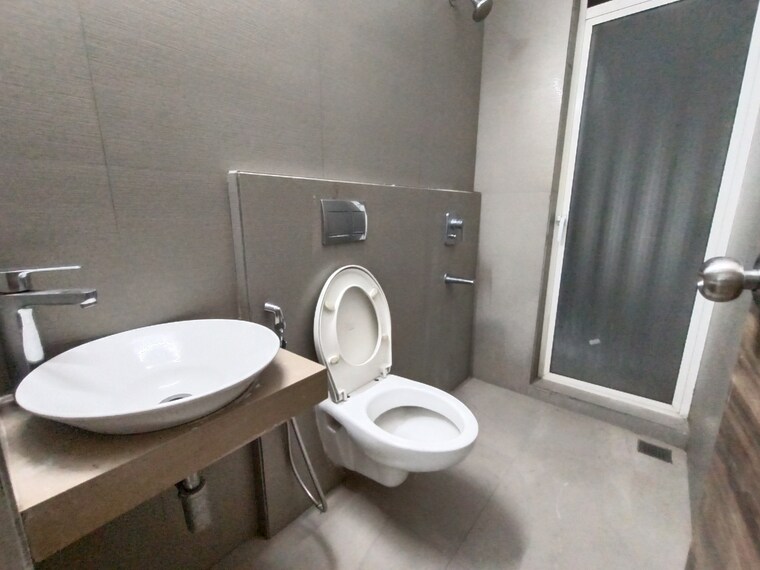 Bathroom, akshar-alvario 3 Bedroom 1820 Sq.Ft. Apartment In Seawoods Navi Mumbai 9063095