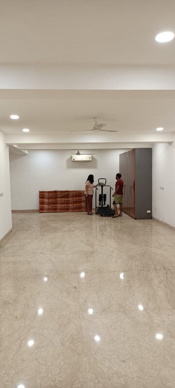 Living Room in 3 BHK Builder Floor at Panchsheel Enclave – for Rent