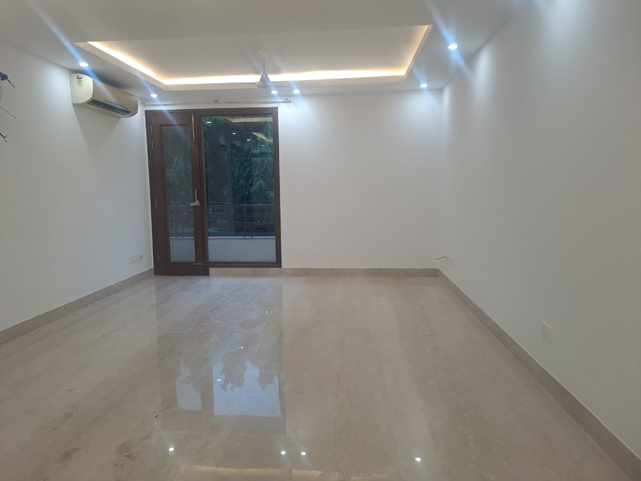 4 BHK Builder Floor For Rent in Safdarjung Enclave 